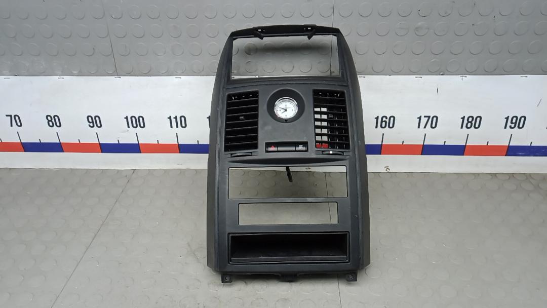 дефлектор обдува салона Chrysler Voyager 5 поколение 2008, 2.8 л., дизель, АКПП, минивэн - фото №1