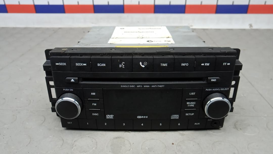 магнитола Chrysler Voyager 5 поколение 2008, 2.8 л., дизель, АКПП, минивэн - фото №1