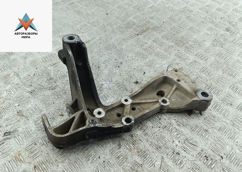 рычаг передний правый Volkswagen Golf 5 поколение 2006, 1.6 л., бензин, МКПП, чёрный, хетчбэк 5 дв. - фото №1