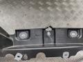 панель передняя салона (торпедо) Volkswagen Golf 5 поколение 2006, 1.6 л., бензин, МКПП, чёрный, хетчбэк 5 дв., 5M1858296 - фото №8