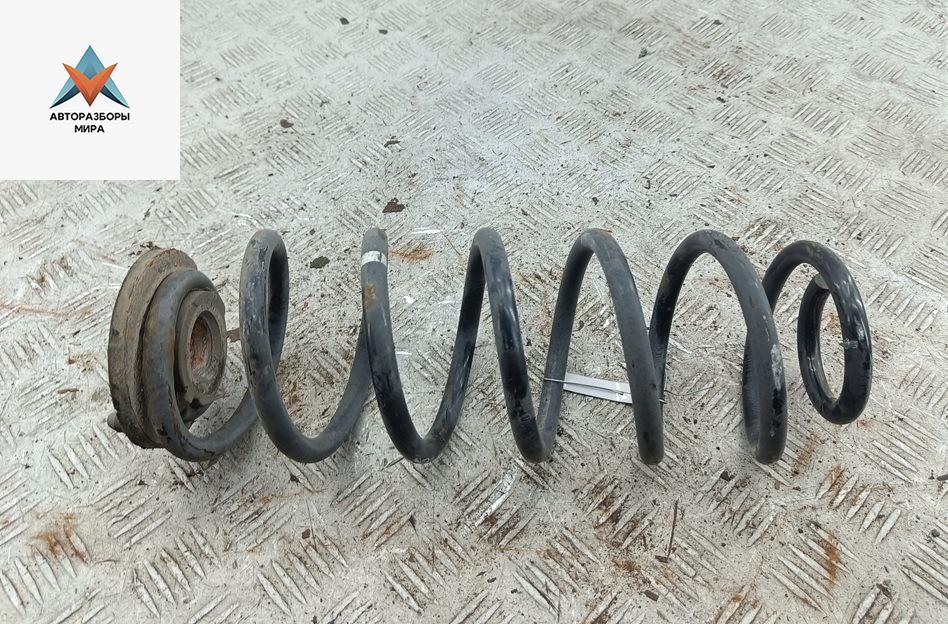 пружина задняя Volkswagen Golf 5 поколение 2006, 1.6 л., бензин, МКПП, чёрный, хетчбэк 5 дв. - фото №1