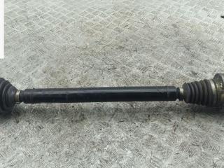 полуось передняя правая (приводной вал, ШРУС) Volkswagen Passat B6 2009, 2.0 л., дизель, МКПП, синий, универсал