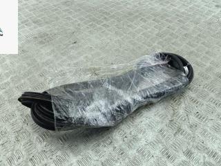 Уплотнитель крышки (двери) багажника Volkswagen Passat B6 2006, 2.0 л., дизель, МКПП, серый, универсал