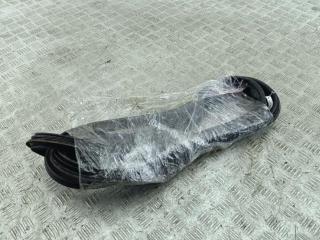 Уплотнитель крышки (двери) багажника Volkswagen Passat B6 2006, 2.0 л., дизель, МКПП, серый, универсал