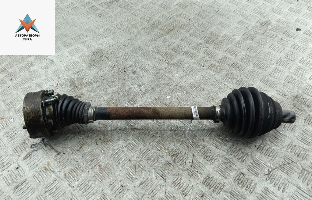 полуось передняя левая (приводной вал, ШРУС) Skoda Octavia mk2 (A5 1Z) 2005, 1.6 л., бензин, МКПП, чёрный, универсал - фото №1