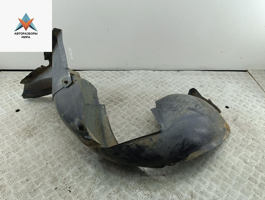 Подкрылок передний правый Volkswagen Passat B6 2006, 2.0 л., дизель, универсал - фото №1