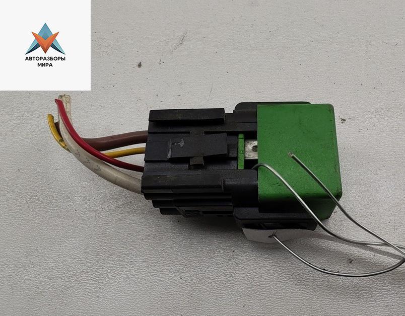 блок управления вентилятором (реле) Citroen Xsara Picasso 1 поколение 2001, 1.8 л., бензин, МКПП, серый, минивэн, 03531 - фото №1