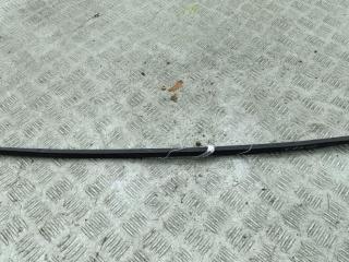 молдинг лобового стекла Volkswagen Passat B6 2006, 2.0 л., дизель, МКПП, серый, универсал