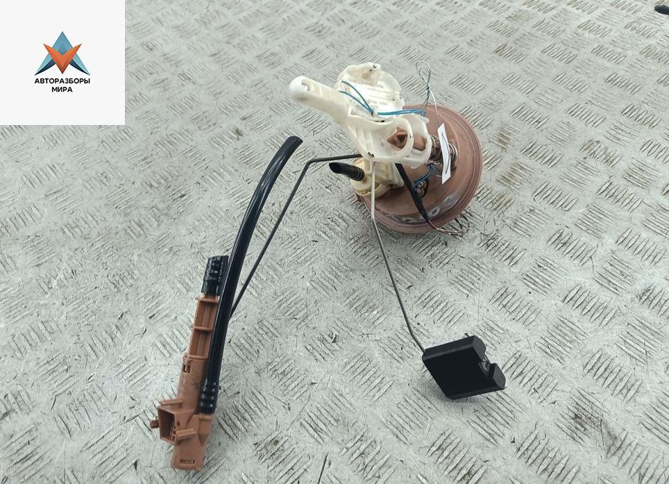 датчик уровня топлива BMW 3 серия E46 2000, 2.0 л., дизель, МКПП, серый, седан, 6752054 - фото №1