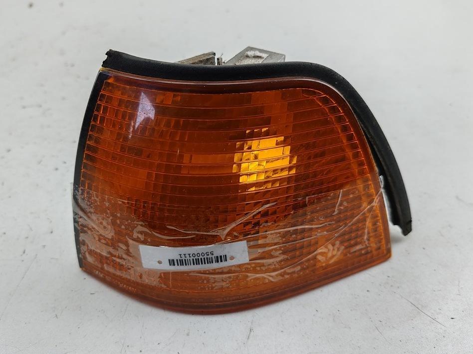Поворотник (указатель поворота) левый BMW 3 E36 1997, 1.8 л., бензин, МКПП, красный, универсал, 1387043