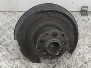 ступица задняя левая Audi A6 4B/C5 1998, 1.9 л., дизель, МКПП, чёрный, седан