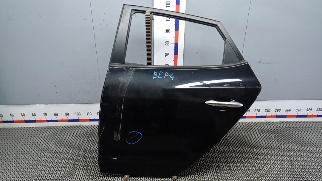 дверь задняя левая Hyundai ix35 1 поколение 2011, 1.7 л., дизель, МКПП, внедорожник 5 дв., 770032Y000 - фото №1