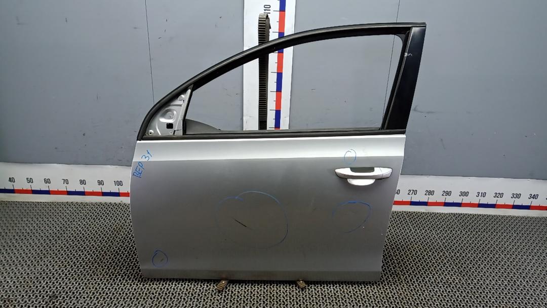 дверь передняя левая Volkswagen Golf 6 поколение 2009, 2.0 л., дизель, МКПП, хетчбэк 5 дв., 5K4831055H - фото №1