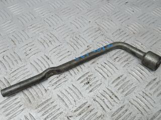 ключ колесный (балонный) Mitsubishi Lancer 10 поколение 2010, 2.0 л., DiD, дизель, МКПП, хетчбэк 5 дв.