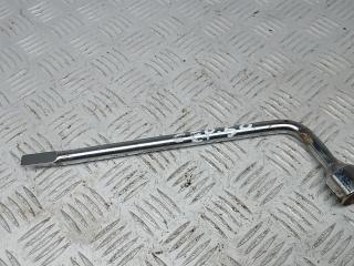 ключ колесный (балонный) Toyota Auris 1 поколение [рестайлинг] 2010, 1.4 л., D-4D, дизель, МКПП, хетчбэк 5 дв.