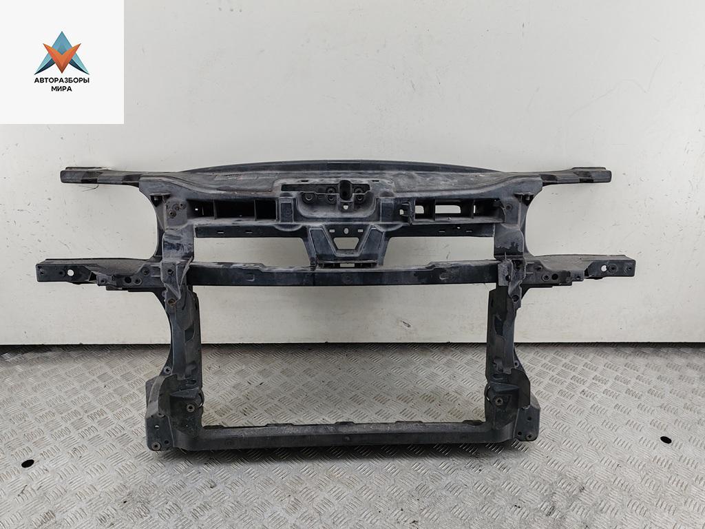 Рамка радиатора Volkswagen Touran 1 поколение 2003, 1.6 л., бензин, МКПП, серый, минивэн - фото №1