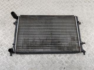 радиатор охлаждения Volkswagen Golf 5 поколение 2006, 1.6 л., бензин, МКПП, чёрный, хетчбэк 5 дв., 8MK376700