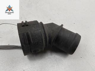 фланец (тройник) системы охлаждения Volkswagen Golf 4 поколение 2001, 1.4 л., бензин, МКПП, синий, хетчбэк 5 дв., 1J0121619