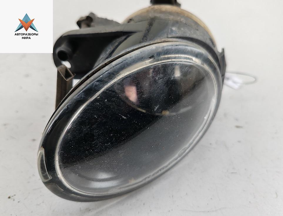 фара противотуманная правая Volkswagen Passat B6 2006, 2.0 л., дизель, МКПП, серый, универсал, 27129400RE - фото №1