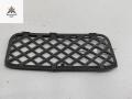 заглушка (решетка) в бампер Volkswagen Touareg 1 поколение 2004, 5.0 л., дизель, АКПП, чёрный, внедорожник 5 дв., 7L6853677 - фото №2