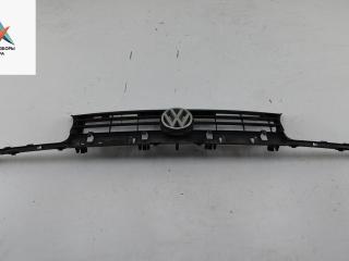 решетка радиатора Volkswagen Golf 3 поколение 1994, красный, хетчбэк 5 дв., 1H6853653C