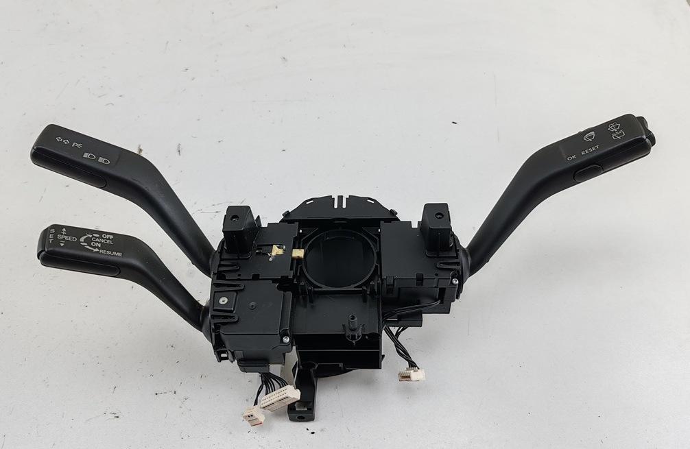 переключатель подрулевой Volkswagen Passat B6 2006, 2.0 л., дизель, МКПП, серый, универсал, 3C9953513C