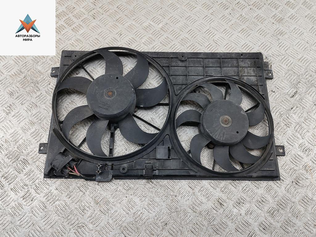 вентилятор радиатора Volkswagen Golf 5 поколение 2006, 1.6 л., бензин, МКПП, чёрный, хетчбэк 5 дв., 1K0121207T - фото №1