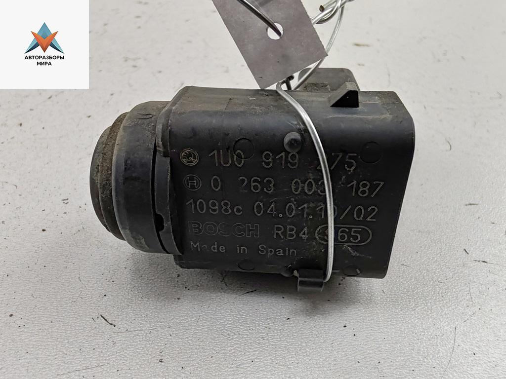датчик парктроника Volkswagen Touareg 1 поколение 2004, 5.0 л., дизель, АКПП, чёрный, внедорожник 5 дв., 1U0919275 - фото №1
