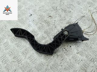 педаль Audi A6 4B/C5 1999, 2.4 л., бензин, АКПП, зелёный, седан, 8D1723523A