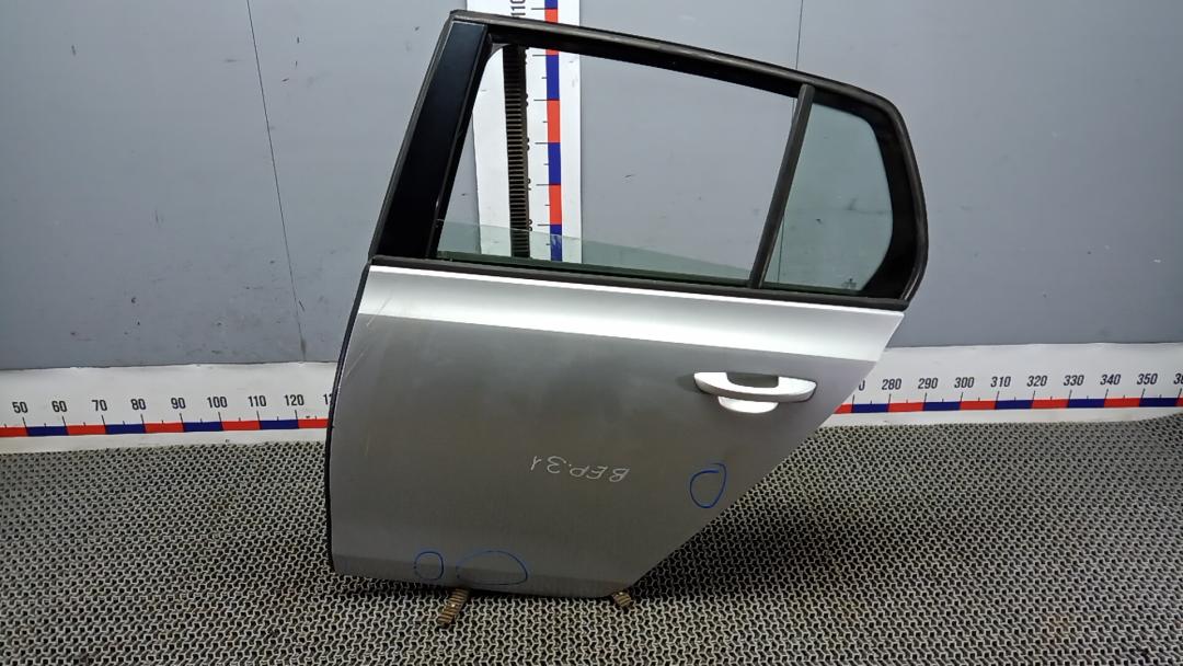 дверь задняя левая Volkswagen Golf 6 поколение 2009, 2.0 л., дизель, МКПП, хетчбэк 5 дв., 5K6833055K - фото №1