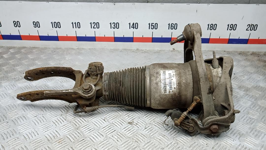 Стойка Audi Q7 4L 2007, 3.0 л., D TDI, дизель, АКПП, внедорожник 5 дв., 7L8413031H, 7L8616039B, 7L0412391E, 7L8616403B - фото №1