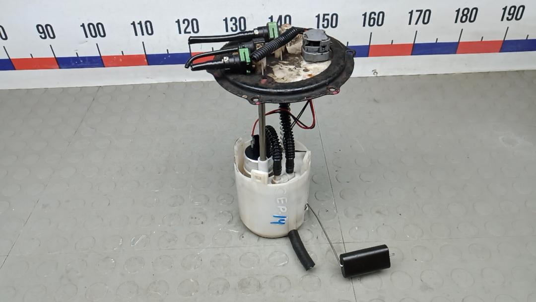 насос топливный Peugeot 4007 1 поколение 2007, 2.2 л., дизель, МКПП, внедорожник 5 дв. - фото №1