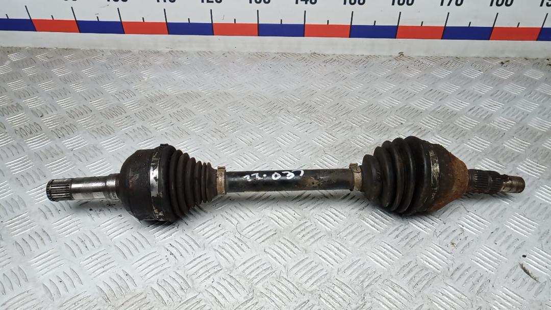 полуось передняя левая (приводной вал, ШРУС) Opel Insignia 1 поколение (A) 2009, 2.0 л., дизель, МКПП, хетчбэк 5 дв. - фото №1