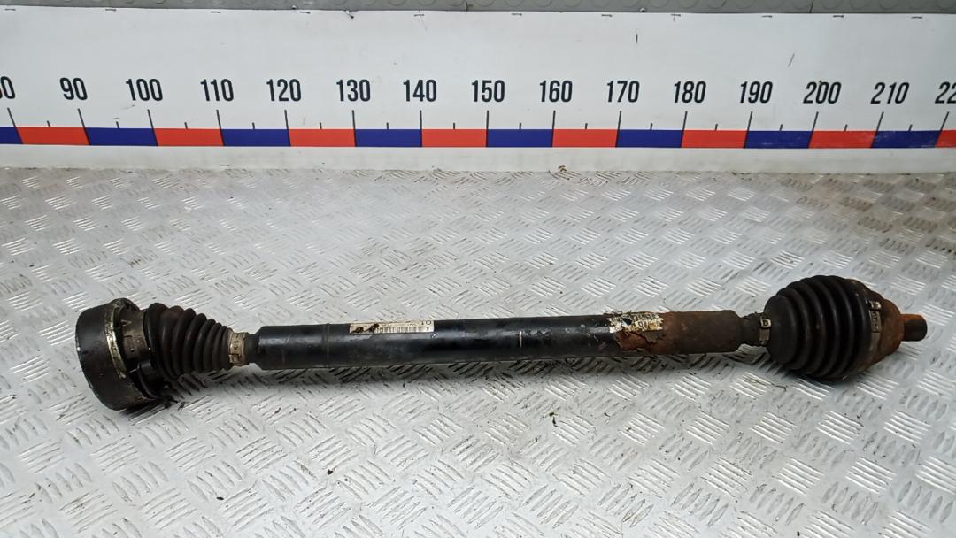полуось передняя правая (приводной вал, ШРУС) Volkswagen Golf 7 поколение 2013, 1.6 л., дизель, МКПП, хетчбэк 5 дв. - фото №1