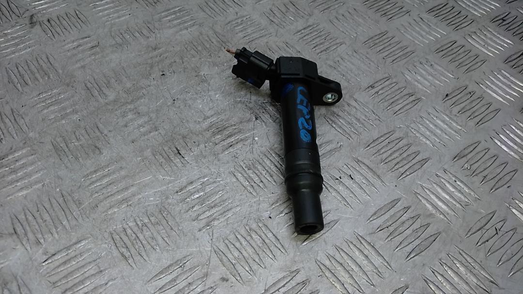 катушка зажигания Hyundai ix35 1 поколение 2012, 1.6 л., бензин, МКПП, внедорожник 5 дв., 27301-2B100 - фото №1