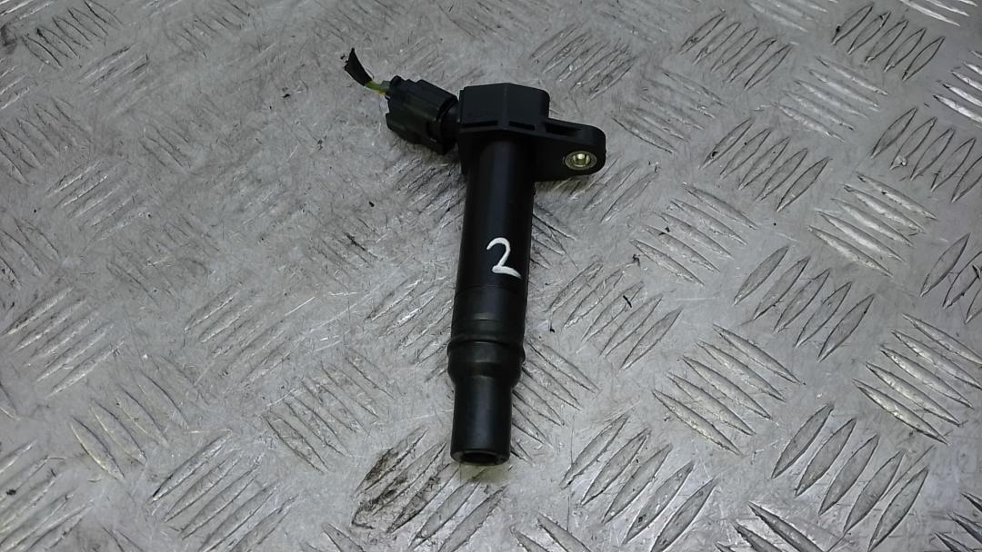 катушка зажигания Hyundai ix35 1 поколение 2012, 1.6 л., бензин, МКПП, внедорожник 5 дв., 27301-2B100 - фото №1