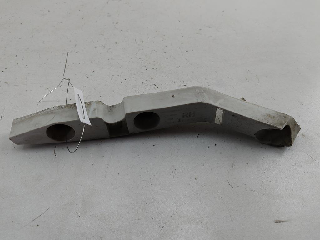 кронштейн переднего бампера Ford Focus II 2005, 1.6 л., i, бензин, МКПП, серый, хетчбэк 5 дв., 4M5117D958AF
