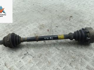 полуось передняя левая (приводной вал, ШРУС) Audi 100 4A/C4 1992, 2.3 л., бензин, МКПП, белый, седан