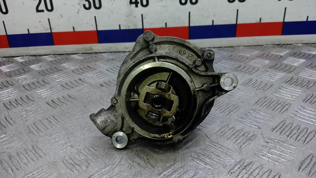 насос вакуумный BMW X5 E70 2008, 3.0 л., дизель, АКПП, внедорожник 5 дв., 700437012 - фото №1