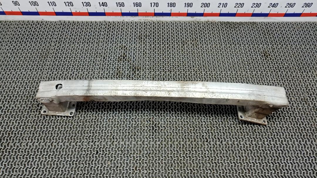 усилитель бампера переднего Peugeot 308 T7 2008, 1.6 л., дизель, МКПП, хетчбэк 5 дв. - фото №1