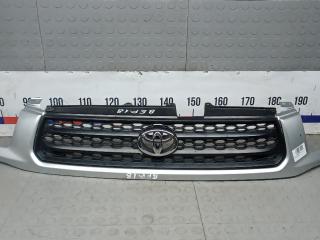 решетка радиатора Toyota RAV4 2 поколение (XA20) 2000, 2.0 л., бензин, МКПП, внедорожник 5 дв.