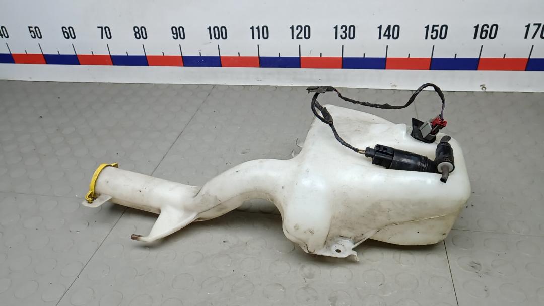 бачок омывателя Chrysler Voyager 5 поколение 2008, 2.8 л., дизель, АКПП, минивэн - фото №1