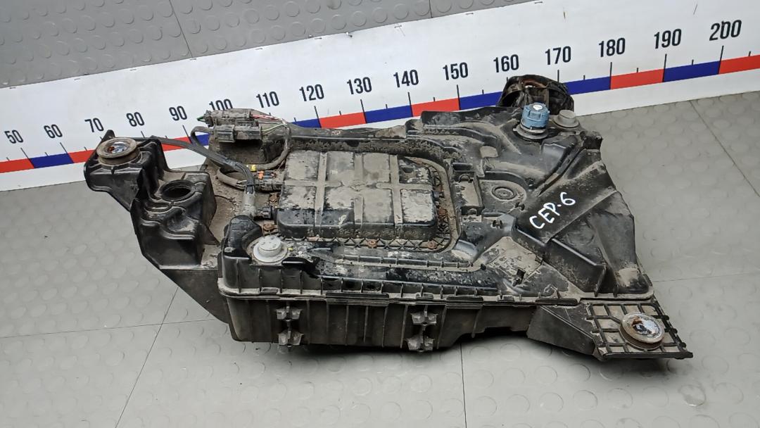 бак AdBlue (мочевины) Peugeot 308 T9 2014, 1.6 л., дизель, МКПП, хетчбэк 5 дв. - фото №1