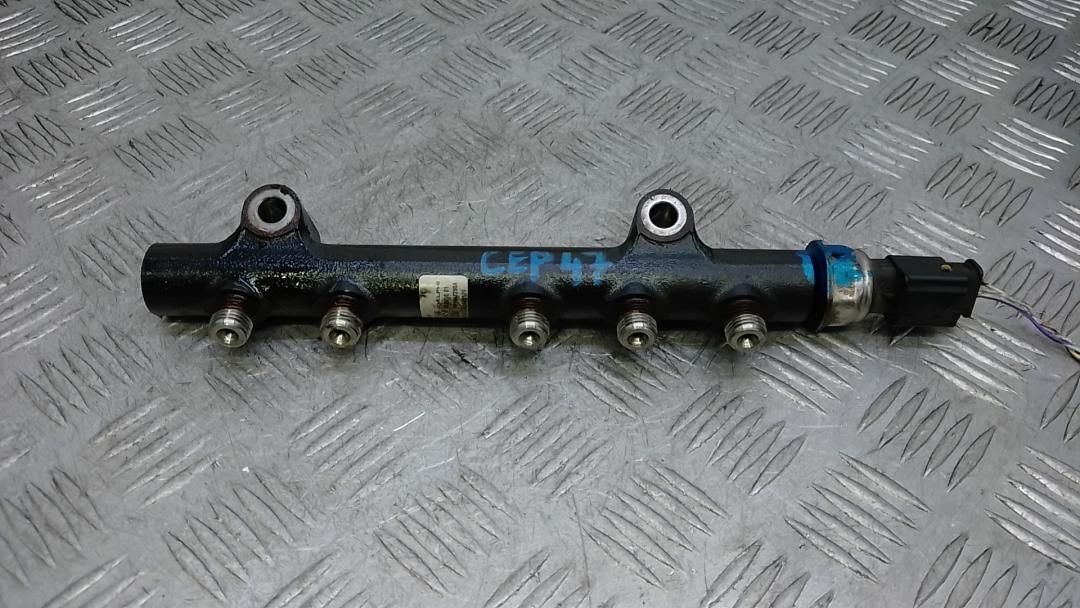 топливная рампа Citroen C4 Grand Picasso 1 поколение 2011, 1.6 л., HDi 8V, дизель, МКПП, минивэн, 9684753080 - фото №1