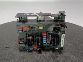 блок предохранителей Peugeot 307 1 поколение 2003, цвет, 9650664080