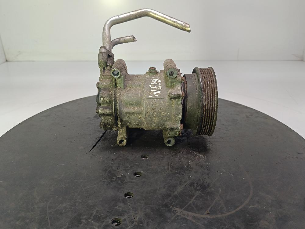 компрессор кондиционера Renault Clio 3 поколение 2007, Дизель 1.5, цвет, 8200365787A - фото №1