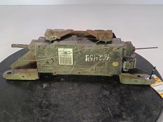 электроручник Renault Laguna 3 поколение 2007, цвет, 8200498693