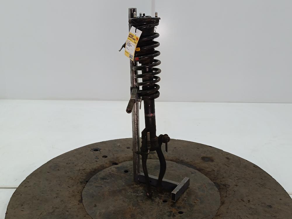 Стойка Mazda 6 GG 2004, цвет - фото №1