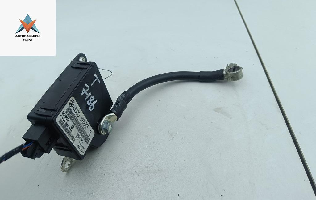 минусовой провод аккумулятора Audi A6 4F/C6 2005, 3.2 л., бензин, АКПП, чёрный, универсал, 4F0915181A - фото №1