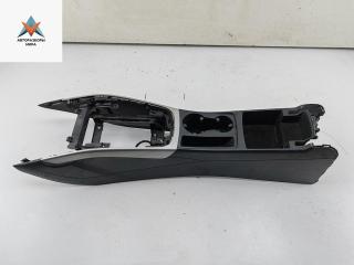 консоль салона (центральная часть) Audi A4 B8/8K 2009, 2.0 л., дизель, МКПП, чёрный, универсал, 8K0864981D